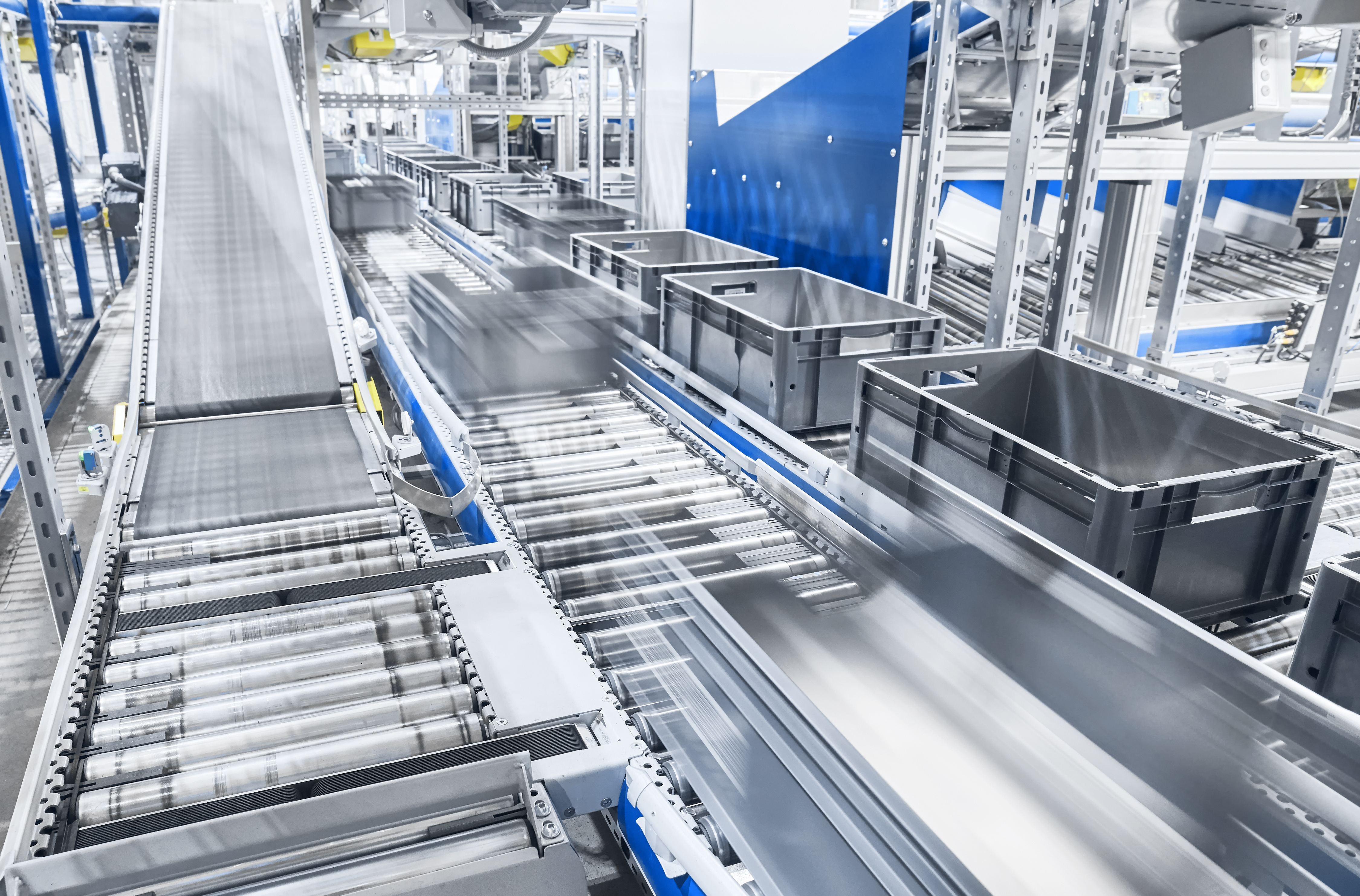 Totes Moving on Conveyor 2